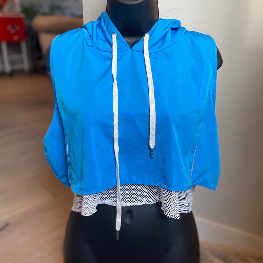 Windbreaker Top